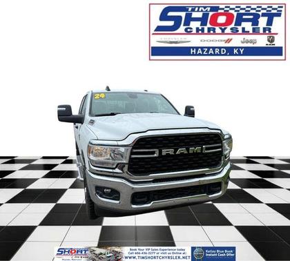 Bright White Clearcoat 2024 RAM 2500 Big Horn