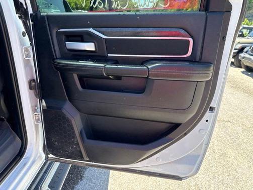 Bright White Clearcoat 2024 RAM 2500 Big Horn