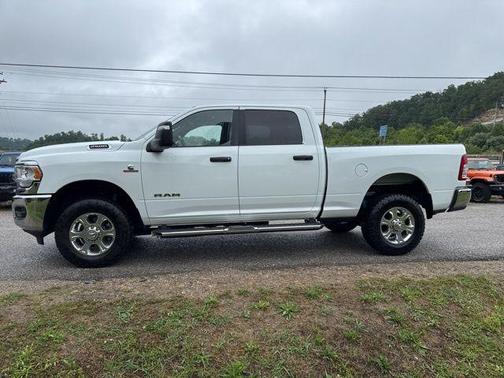 Bright White Clearcoat 2024 RAM 2500 Big Horn