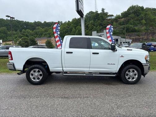 Bright White Clearcoat 2024 RAM 2500 Big Horn
