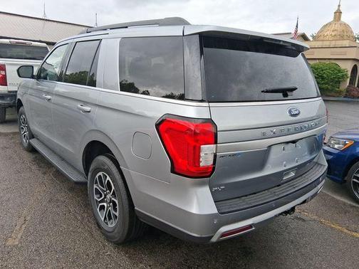 Silver Metallic 2024 Ford Expedition XLT