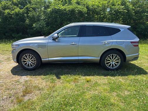 Savile Silver 2025 Genesis GV80 2.5T