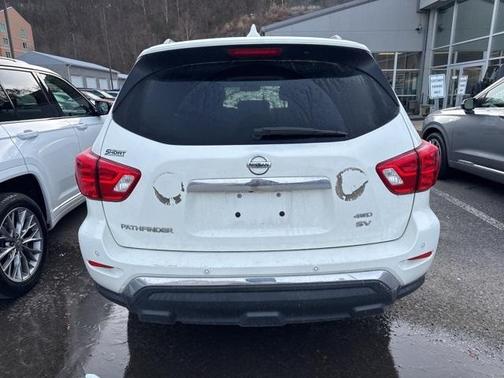 2019 Nissan Pathfinder SV