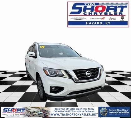 2019 Nissan Pathfinder SV