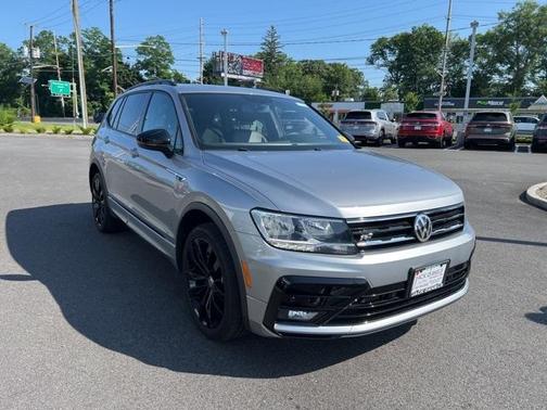 2021 Volkswagen Tiguan 2.0T SE R-Line Black