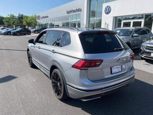 2021 Volkswagen Tiguan 2.0T SE R-Line Black