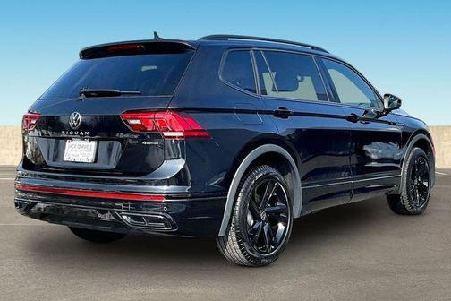 2024 Volkswagen Tiguan 2.0T SE R-Line Black