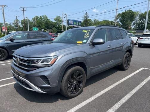 2022 Volkswagen Atlas 3.6L SE w/Technology