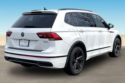 2023 Volkswagen Tiguan 2.0T SE R-Line Black