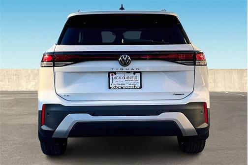 2026 Volkswagen Tiguan 2.0T SE