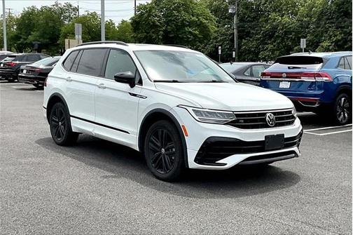 2022 Volkswagen Tiguan 2.0T SE R-Line Black