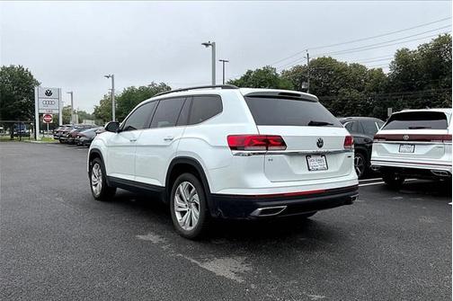 2022 Volkswagen Atlas 2.0T SE