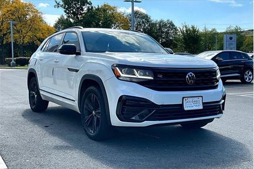 2023 Volkswagen Atlas Cross Sport 3.6 V6 SEL R-Line Black