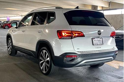 2023 Volkswagen Taos 1.5T SE