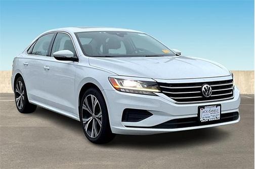 2022 Volkswagen Passat 2.0T SE