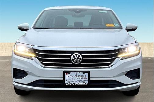 2022 Volkswagen Passat 2.0T SE