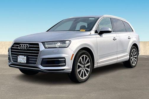 2019 Audi Q7 45 Premium Plus