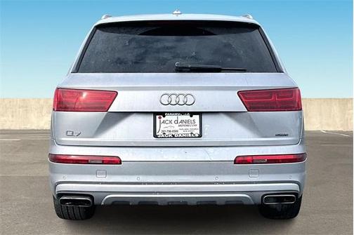 2019 Audi Q7 45 Premium Plus