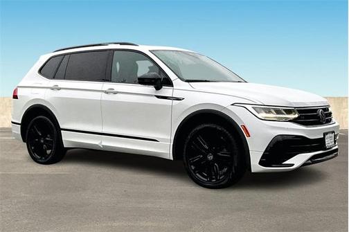 2022 Volkswagen Tiguan 2.0T SE R-Line Black