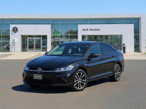 Deep Black Pearl Effect 2026 Volkswagen Jetta 1.5T Sport