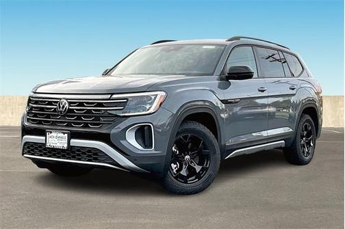 2024 Volkswagen Atlas 2.0T Peak Edition SEL