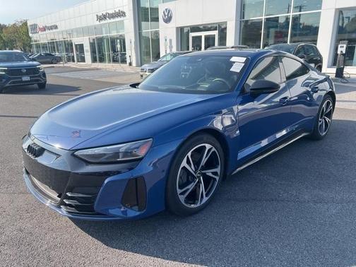 2022 Audi e-tron GT Prestige