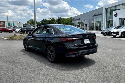 2024 Volkswagen Jetta 1.5T SE