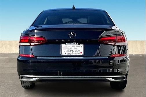 2022 Volkswagen Passat 2.0T SE