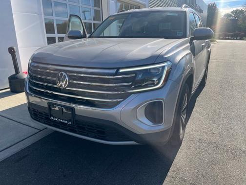 Silver 2024 Volkswagen Atlas 2.0T SE
