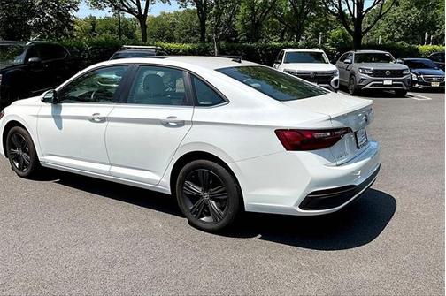 2022 Volkswagen Jetta 1.5T SE