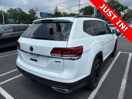2022 Volkswagen Atlas 3.6L SE w/Technology