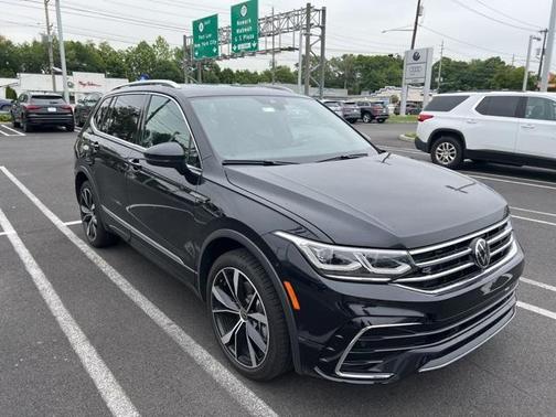 2024 Volkswagen Tiguan 2.0T SEL R-Line