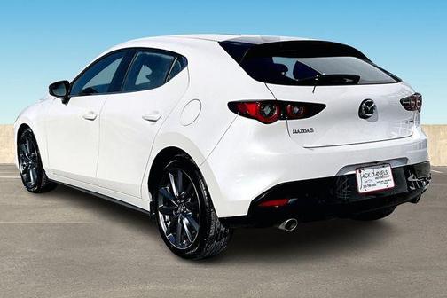 2022 Mazda Mazda3 FWD w/Preferred Package