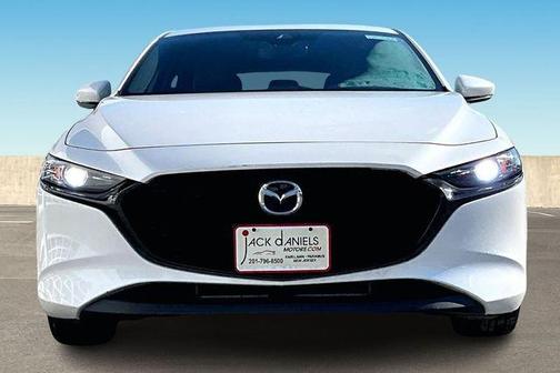 2022 Mazda Mazda3 FWD w/Preferred Package
