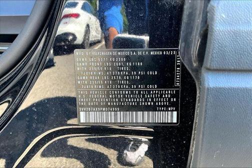 Deep Black Pearl Effect 2023 Volkswagen Tiguan 2.0T SE