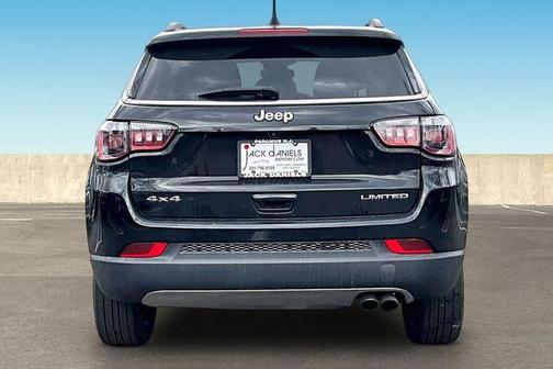 Diamond Black 2022 Jeep Compass Limited