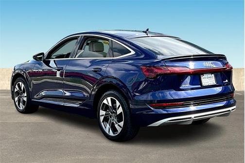 2022 Audi e-tron S line Premium