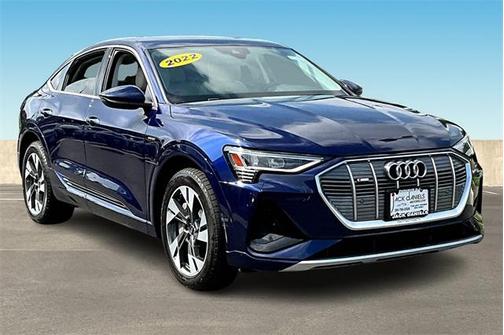 2022 Audi e-tron S line Premium