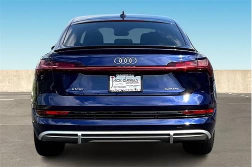 2022 Audi e-tron S line Premium