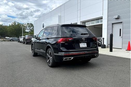 2022 Volkswagen Tiguan 2.0T SEL R-Line