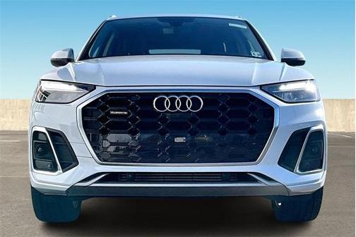 2023 Audi Q5 45 S line quattro Premium