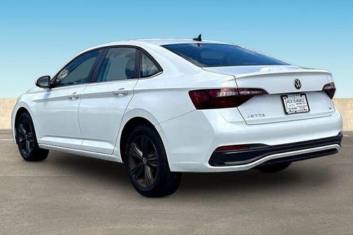 Opal White Pearl Effect 2023 Volkswagen Jetta 1.5T SE