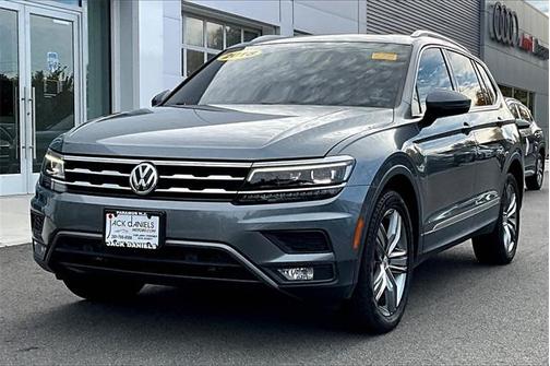 2018 Volkswagen Tiguan 2.0T SEL Premium