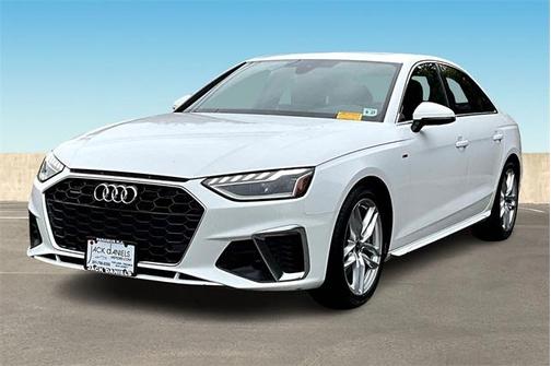 2022 Audi A4 45 S line Premium Plus