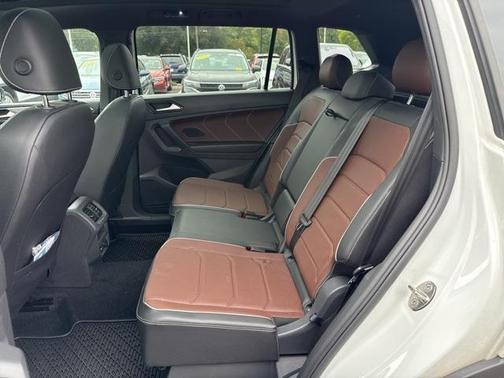 2022 Volkswagen Tiguan 2.0T SEL R-Line