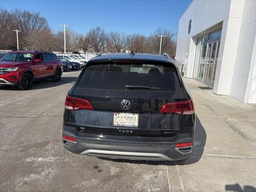 2022 Volkswagen Taos 1.5T SE