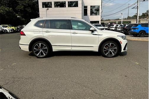 2023 Volkswagen Tiguan 2.0T SEL R-Line