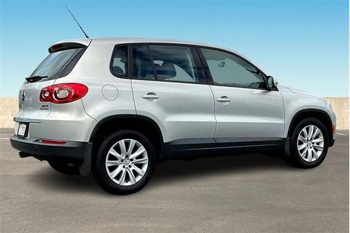 2010 Volkswagen Tiguan S