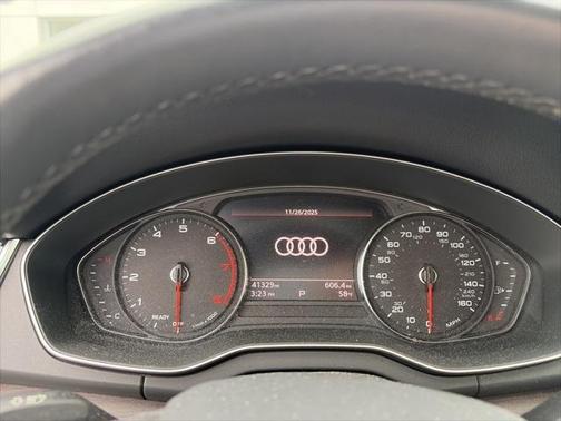 2022 Audi Q5 45 S line quattro Premium