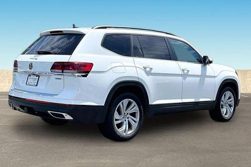 Pure White 2023 Volkswagen Atlas 3.6L SE w/Technology
